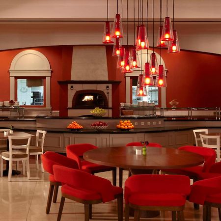 Отель Hyatt Regency Бишкек Экстерьер фото