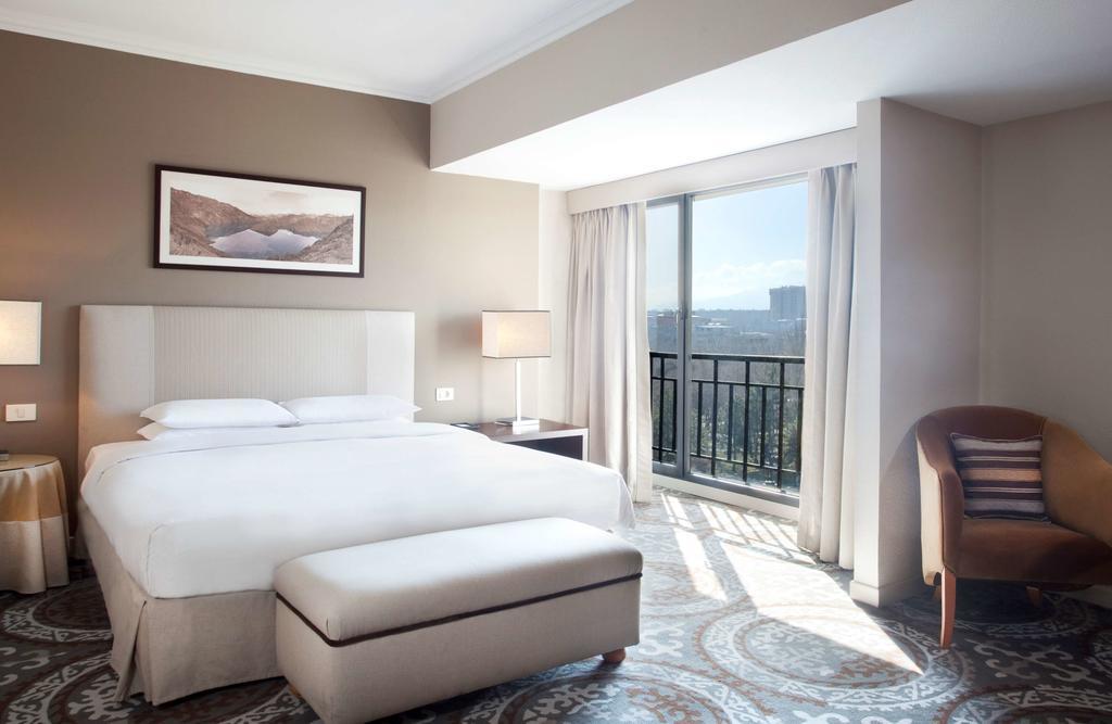 Отель Hyatt Regency Бишкек Экстерьер фото